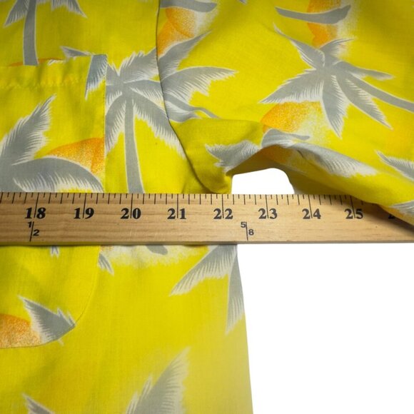 Vintage 1980's Men's Tropicana Hawaiian Shirt With Palm Tree - Picture 8 of 9